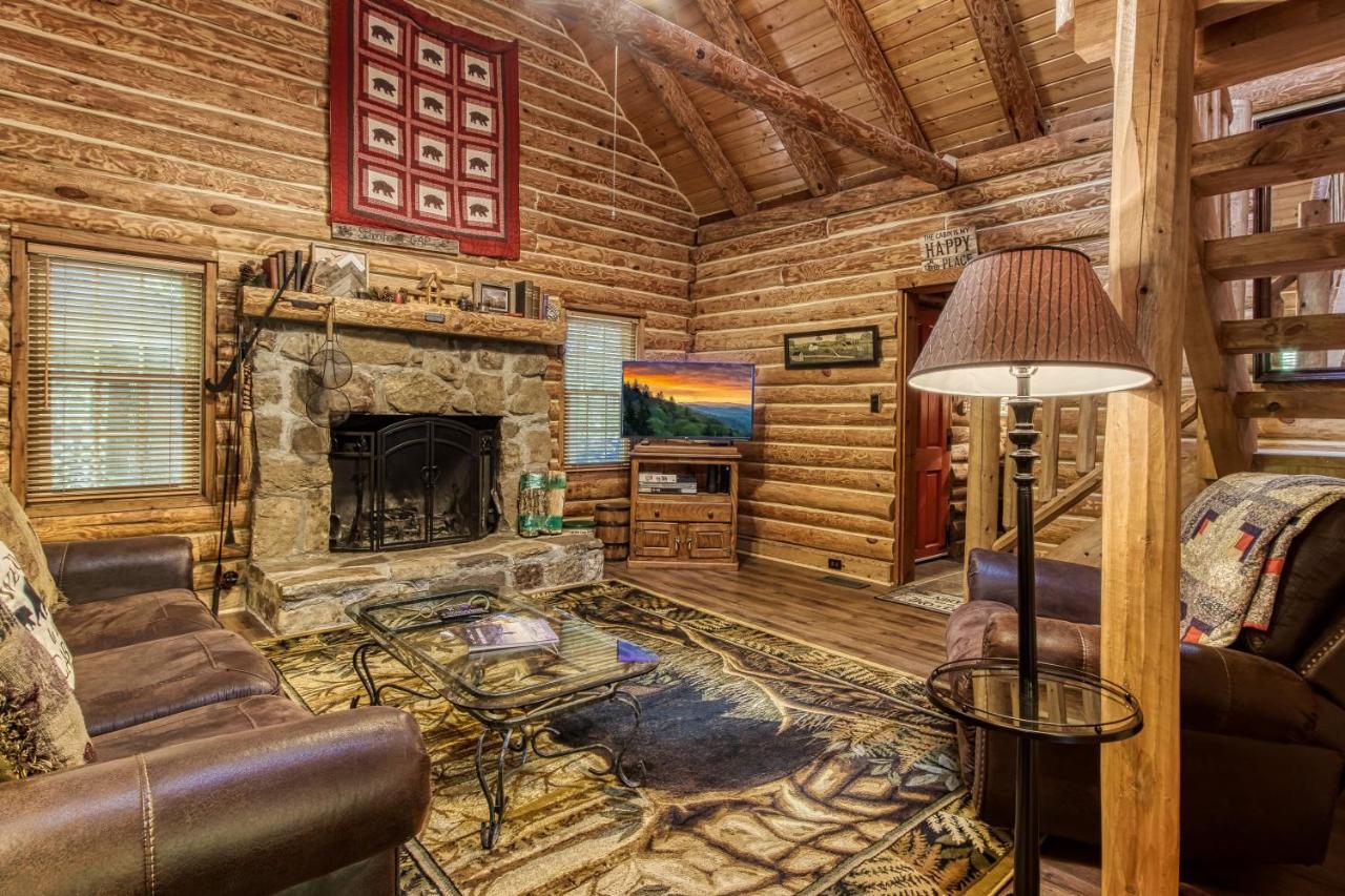 Very Private, Real Log Cabin With Hot Tub! Sevierville Exterior photo
