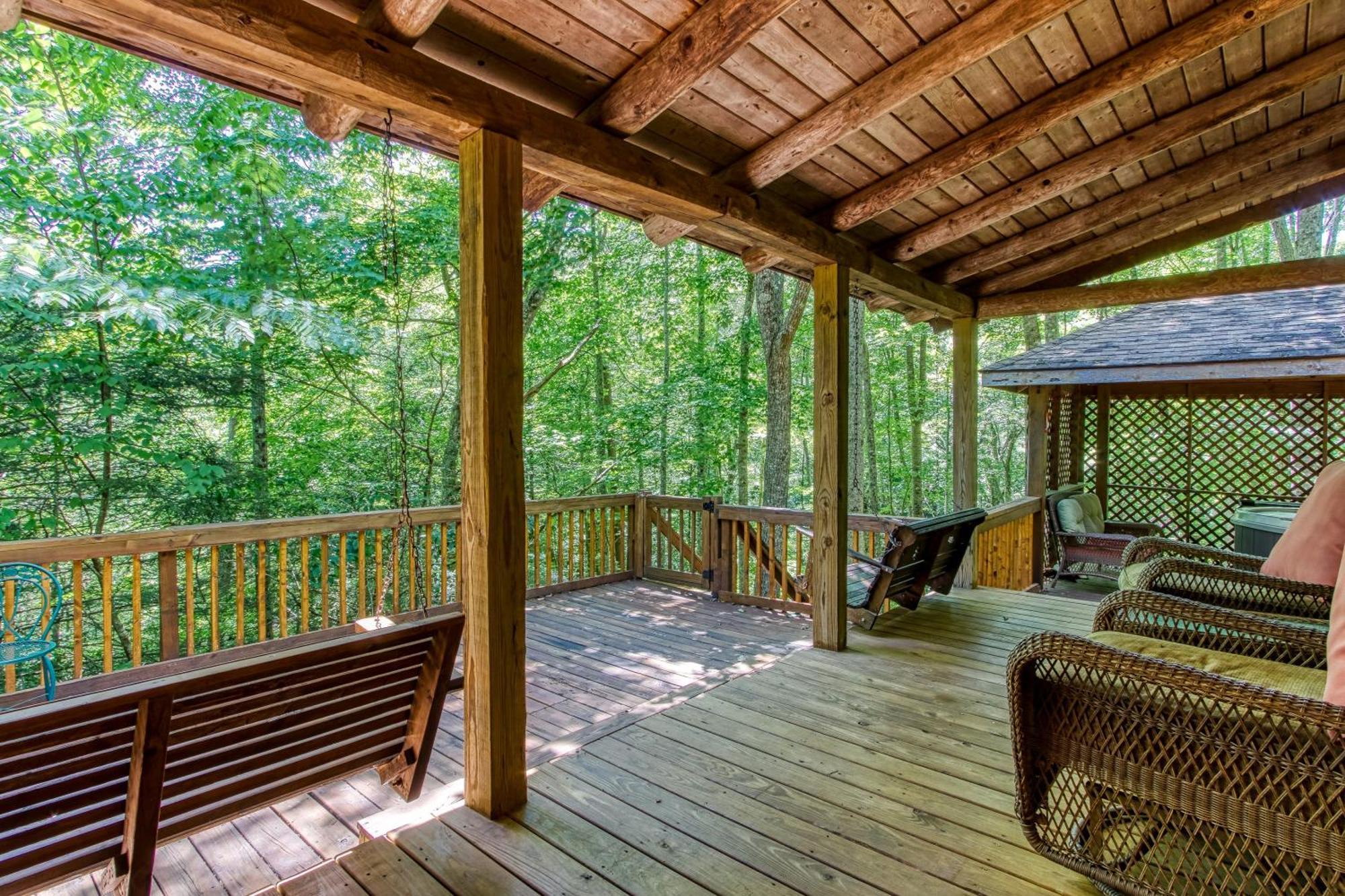 Very Private, Real Log Cabin With Hot Tub! Sevierville Exterior photo